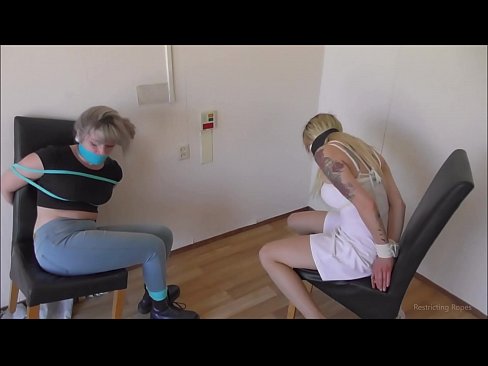 ❤️ Fíkill / bundin og kæfð / stúlka í neyð ️❌ Klám fb hjá okkur is.hentai-ita.ru ❌️
