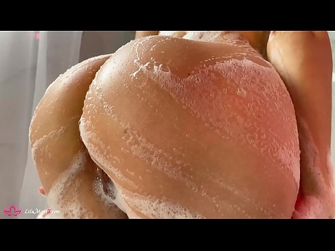❤️ Brunette sjálfsfróar kisu með titrara til að fá mikla fullnægingu í sturtu ️❌ Klám fb hjá okkur is.hentai-ita.ru ❌️